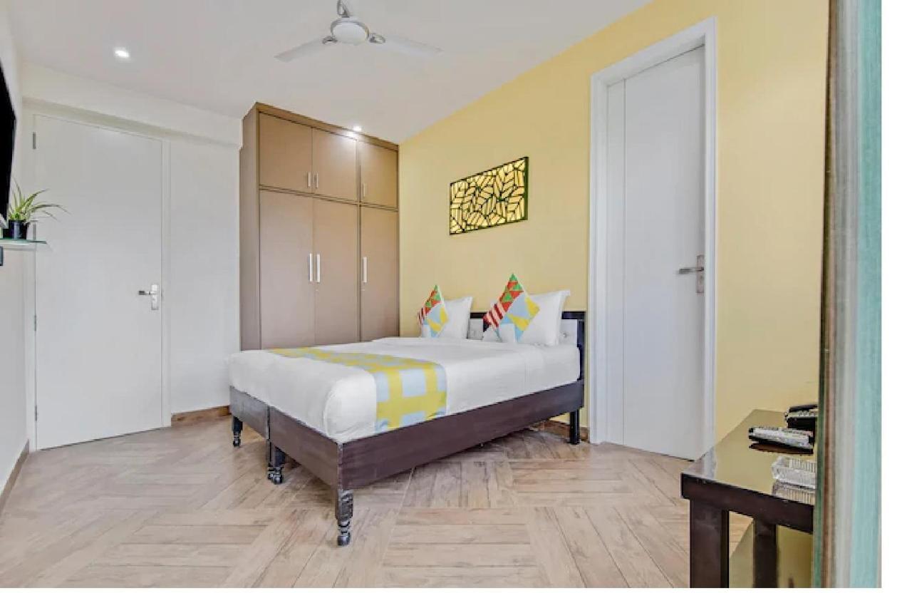 Nuab House - Near Fortis, Max, Medanta, Paras Hospitals And Huda Metro Gurgaon Buitenkant foto