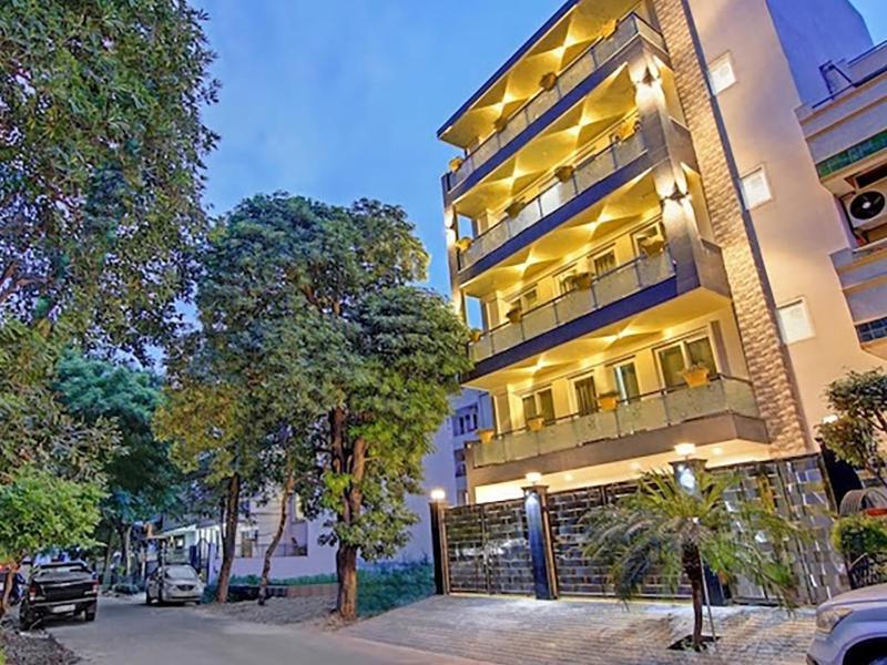 Nuab House - Near Fortis, Max, Medanta, Paras Hospitals And Huda Metro Gurgaon Buitenkant foto